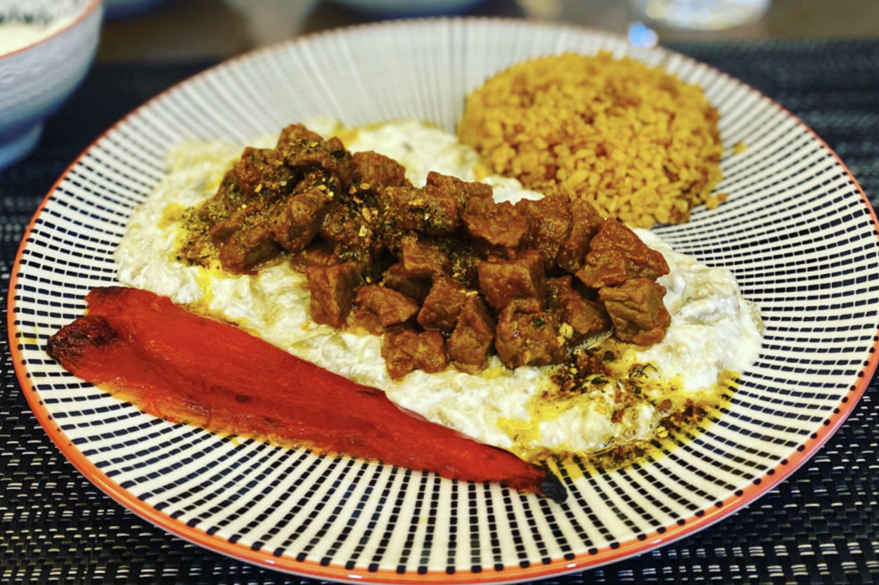 Her Sofraya Yakışan: Kuşbaşı Etli Alinazik