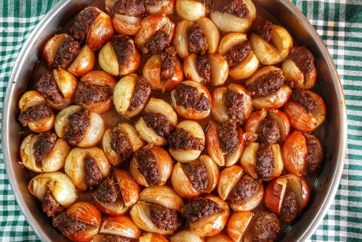 Nar Ekşili Soğan Kebabı Tarifi