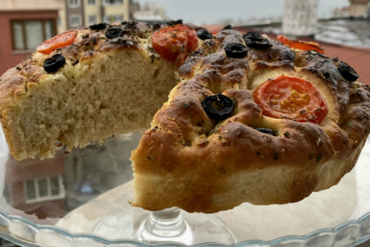 İçi Çok Yumuşak: Foccacia