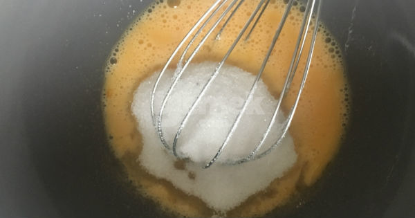 2-yumurtali-sodali-kek2