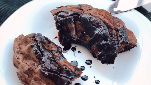 Şekersiz ve Enfes: Hurma Püreli Fit Kek