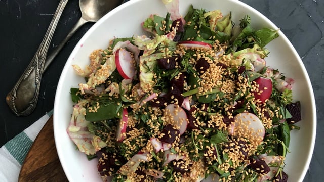 Akşam Yemekleri Şenlenir: Pancarlı Salata