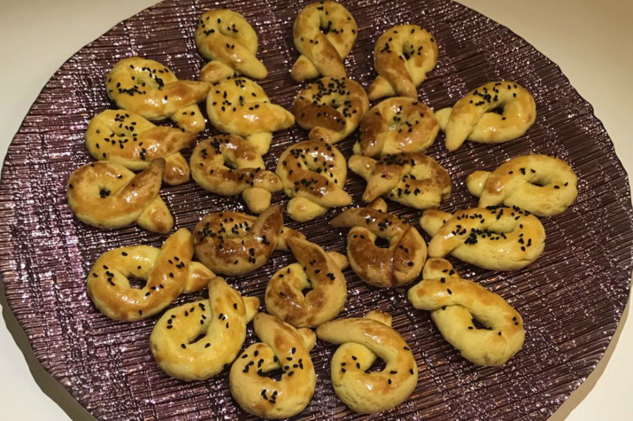 Çay Saati Fitlerinden: Zerdeçallı Fit Kurabiye