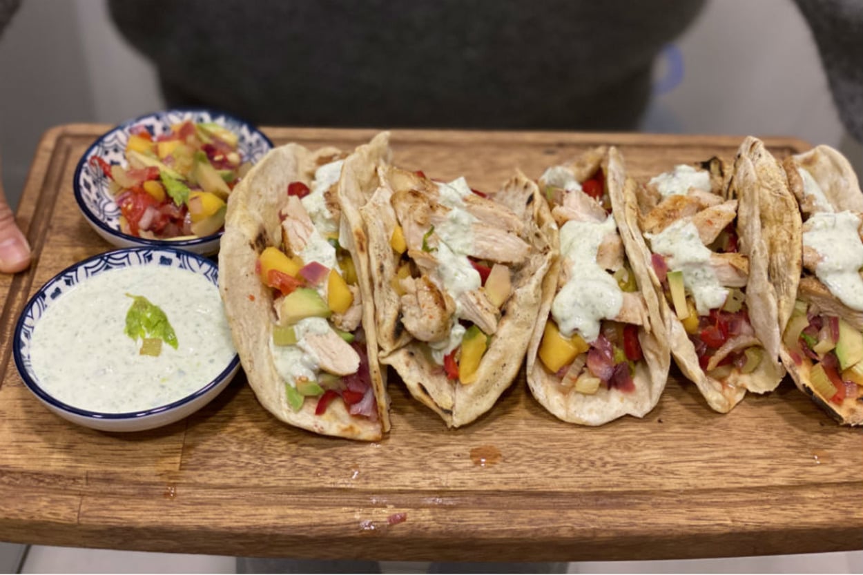 Rengarenk: Ev Yapımı Tavuklu Taco
