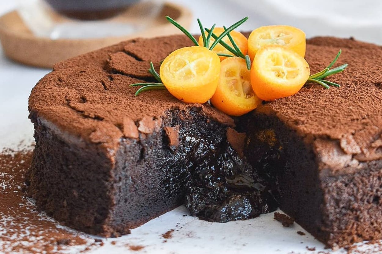 Bir Başka: Çikolatalı Fondan Kek (Gateau Fondant Au Chocolate)