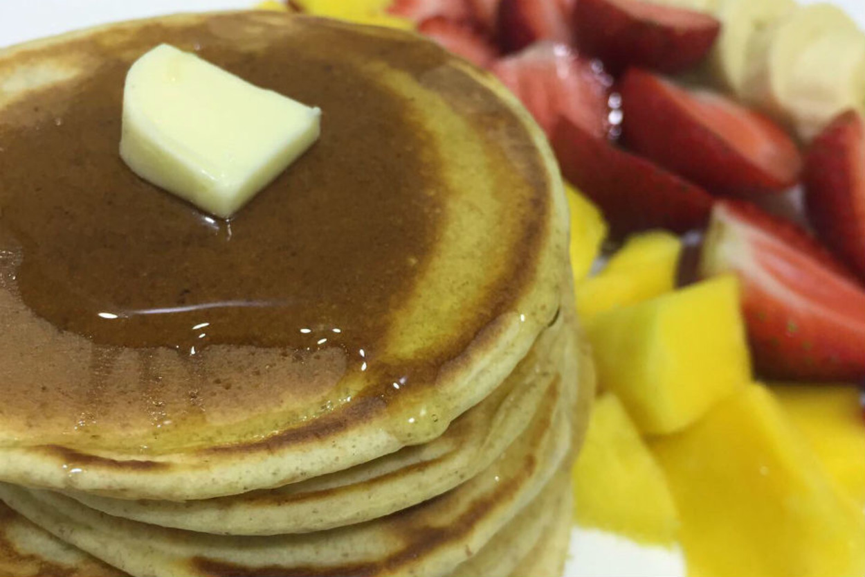 Çok Hafif: Tam Buğday Unlu Pancake