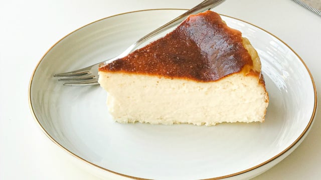 Yoğun Lezzet: Kolay San Sebastian Cheesecake