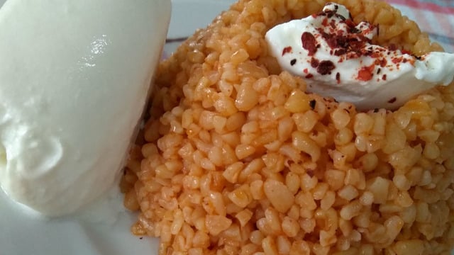 Tane Tane Dökülür: Kolay Bulgur Pilavı