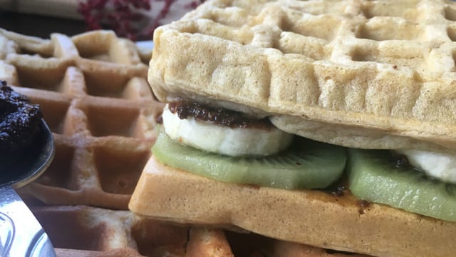 Sağlıklı ve Hafif: Siyez Unlu Fit Waffle