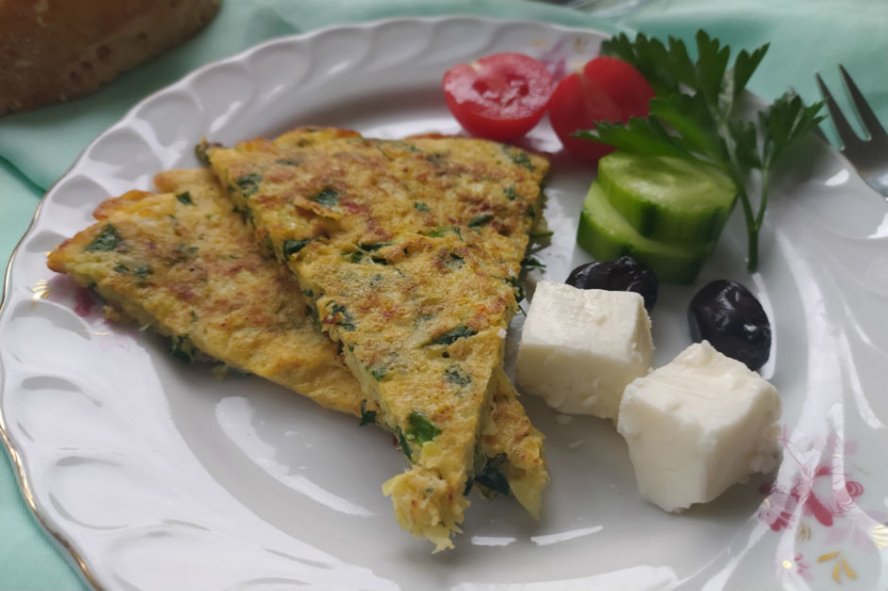 Evimizin Mutfağından: Kabak İçiyle Omlet