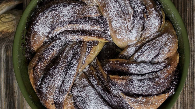 Tarçınlı ve Çikolatalı: Ekşi Mayalı Babka