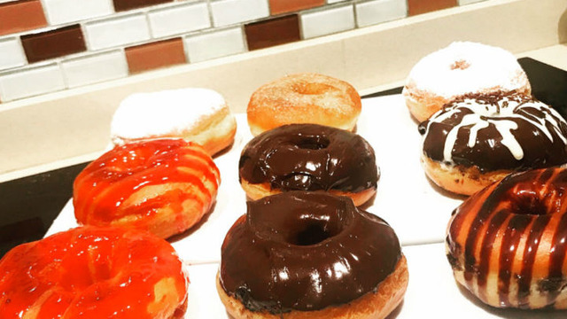 Tatlı Atıştırmalık: Kolay Donut