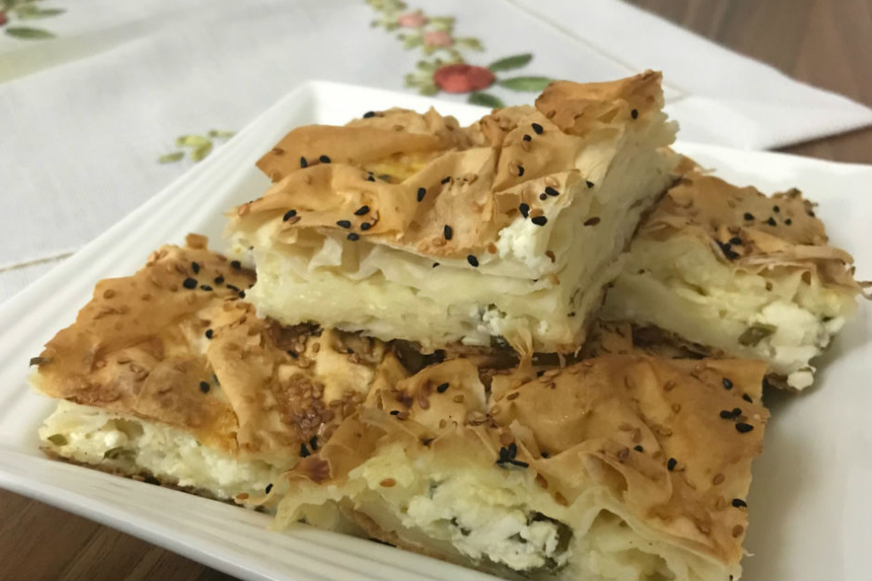 Damaklara Şenlik: Emekli Böreği