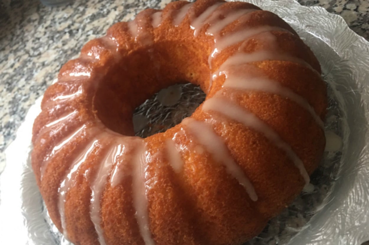 Tadı Damakta Kalır: Limon Soslu Pratik Kek