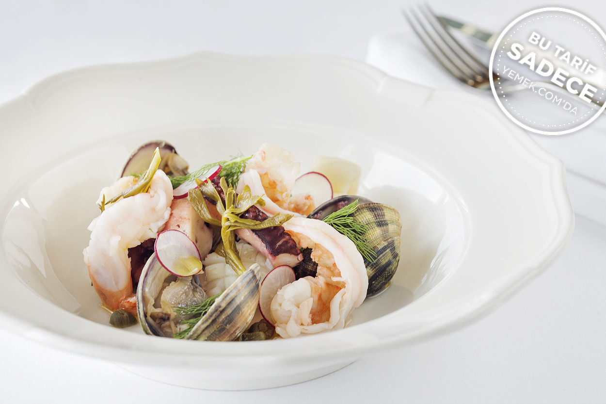Raika Restaurant'tan: Balıkçı Salatası
