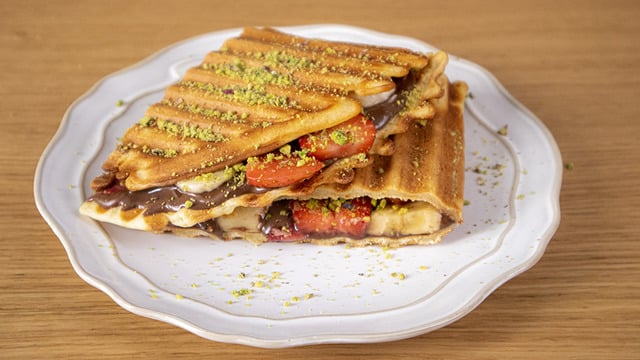 Daha Pratik: Tost Makinesinde Kolay Waffle