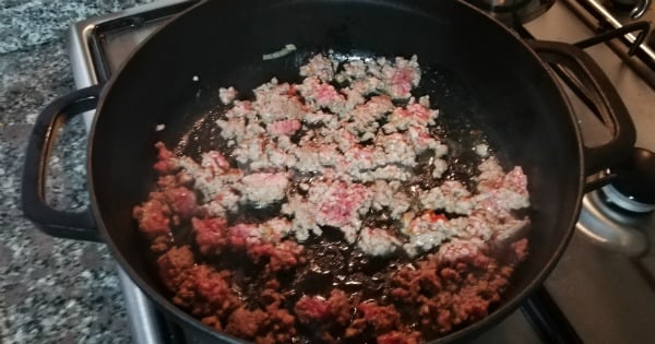 kiymali-nohut-yemegi-asama-2
