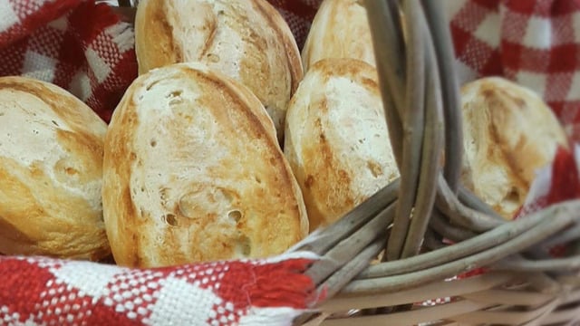 Yumuşacık Dokusuyla: Mini Somun Ekmek