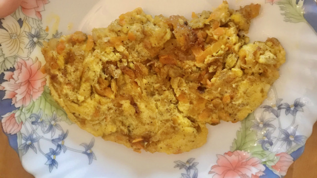 Kahvaltılar Şenlenir: Havuçlu Soğanlı Omlet