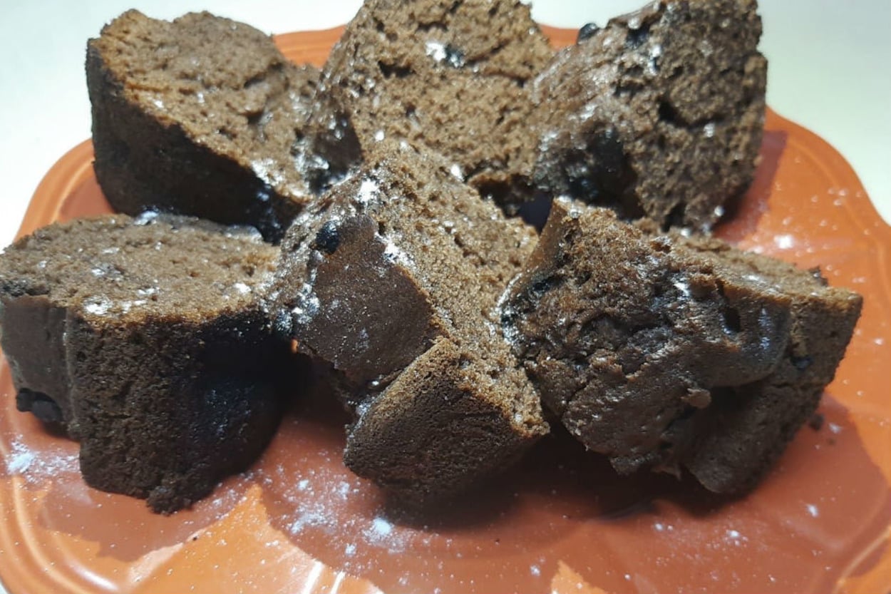 O Bir Efsane: Kakaolu Pratik Kek
