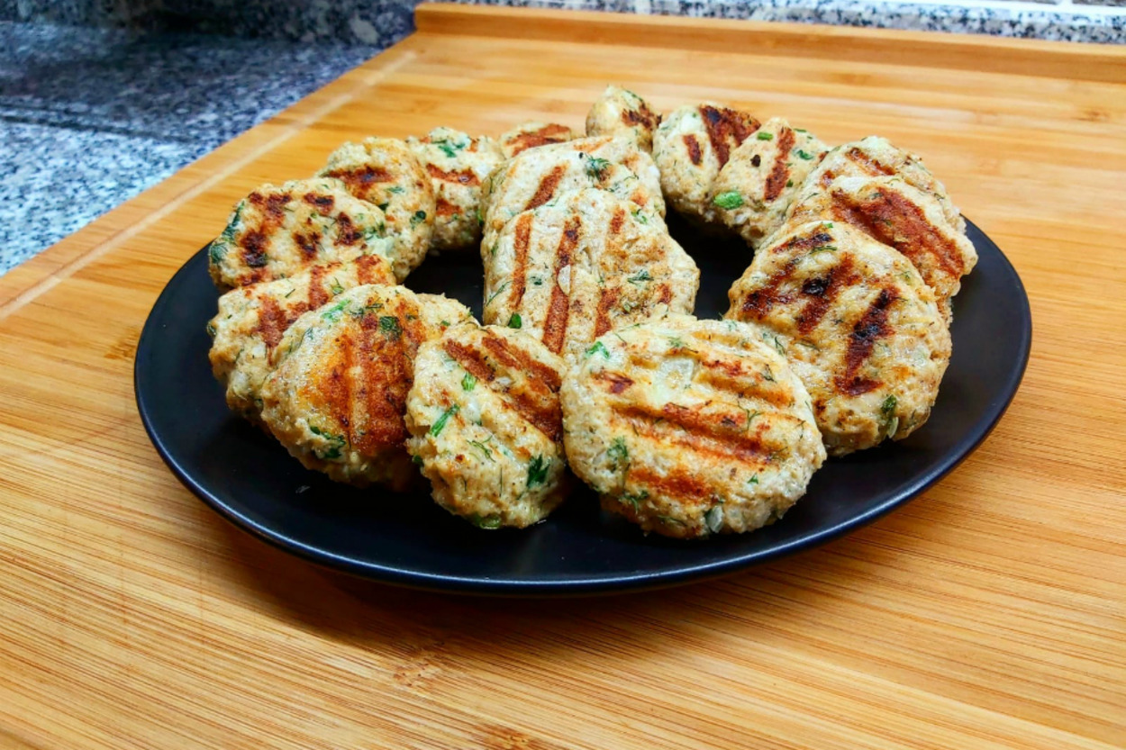 Tavuğun En Leziz Hali: Tavuk Köftesi