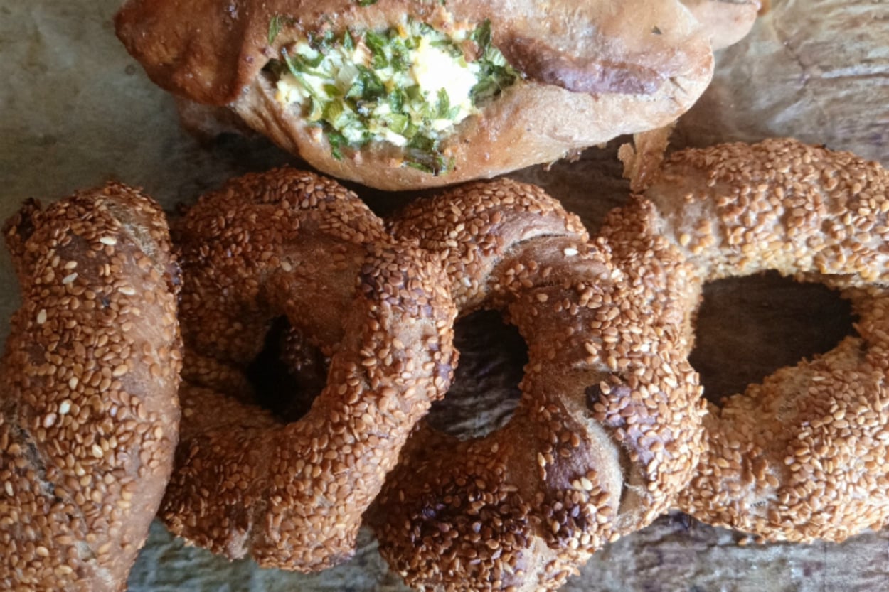 Yağsız ve Enfes: Tahıllı Pide ve Gevrek
