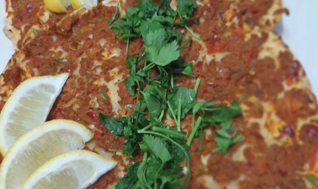 Evde Yapalım: Şanlıurfa Usulü Lahmacun