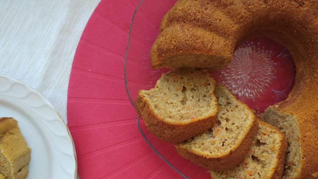Koku ve Lezzet Uyumu: Havuçlu Tarçınlı Ev Keki