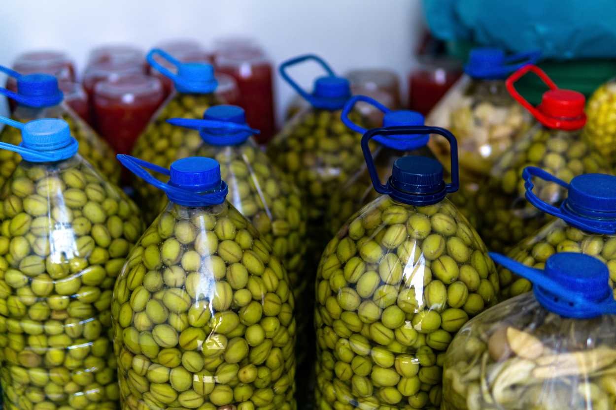 Hazır Olarak Aldıklarınızı Unutturur: Evde Yeşil Zeytin Nasıl Yapılır?