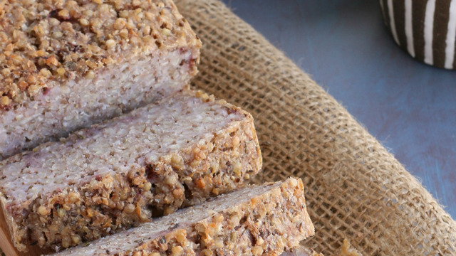 Böylesi Yok: Glutensiz Vegan Karabuğday Ekmeği