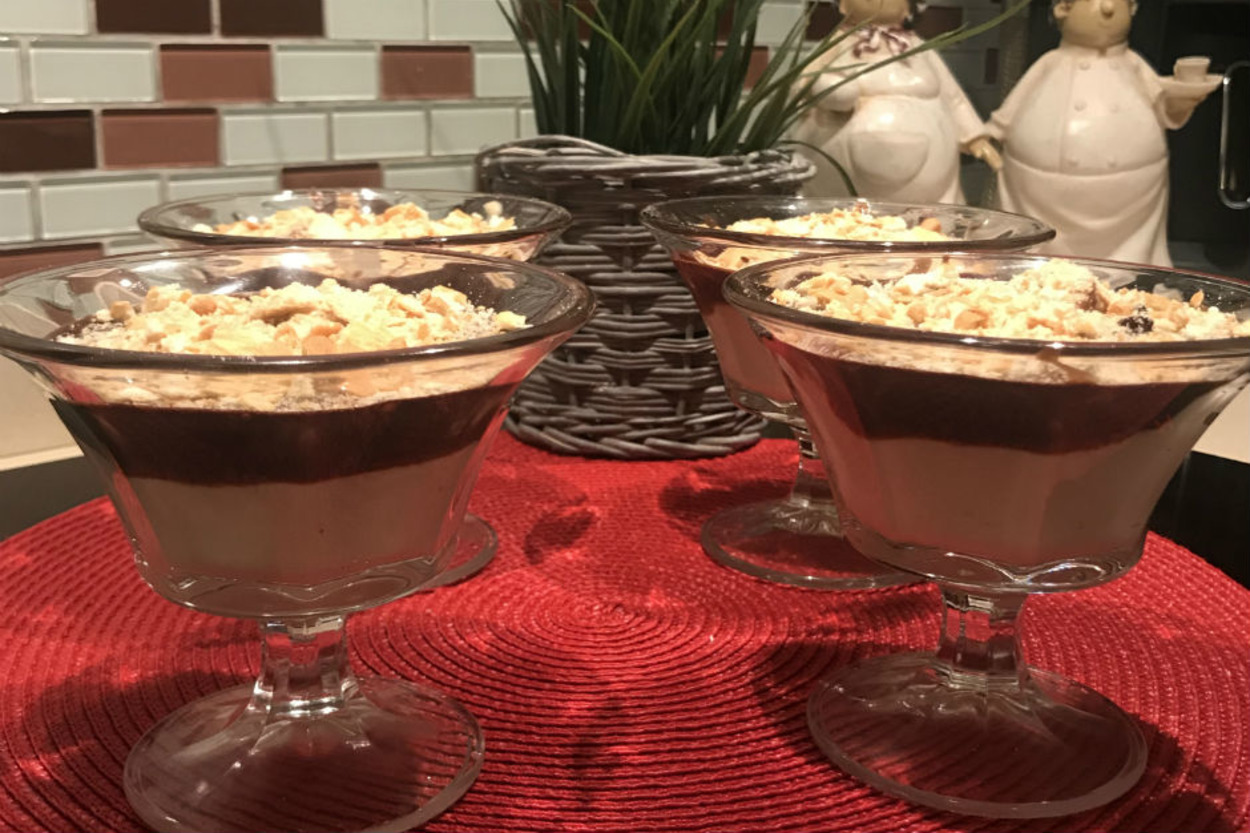 Çikolata Sevenlere: İki Renkli Mousse