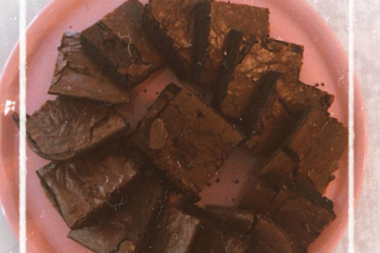 Çikolata Severlere: Pratik Brownie