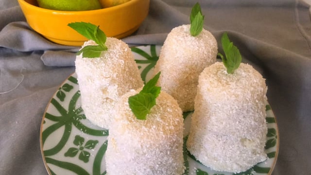Lokum Tadında: Limonlu İrmikli Bardak Tatlısı