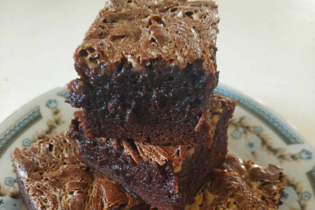 Niyet Bozduran: Tahin Pekmezli Brownie