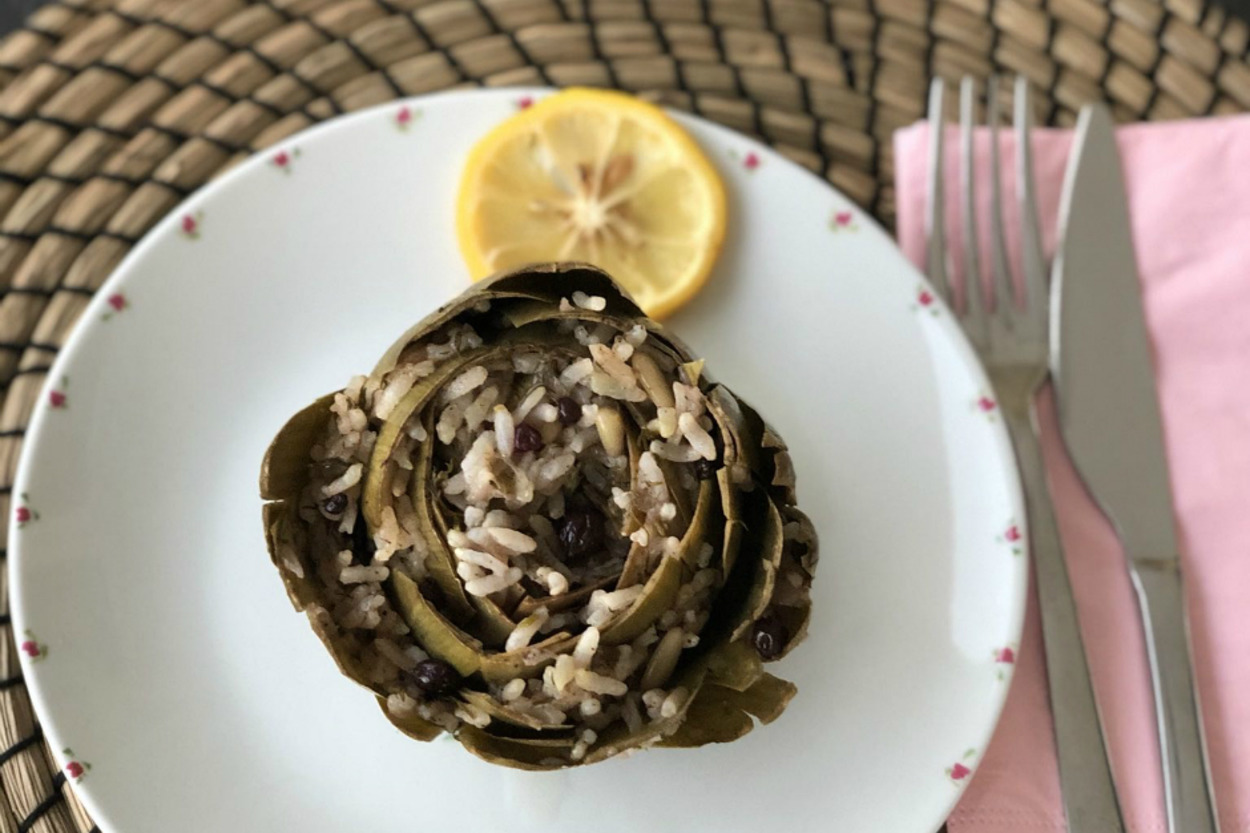 En Güzel Zeytinyağlı: Enginar Dolma
