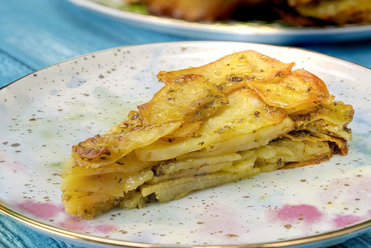 Fırında Baharatlı Dilim Patates Tarifi