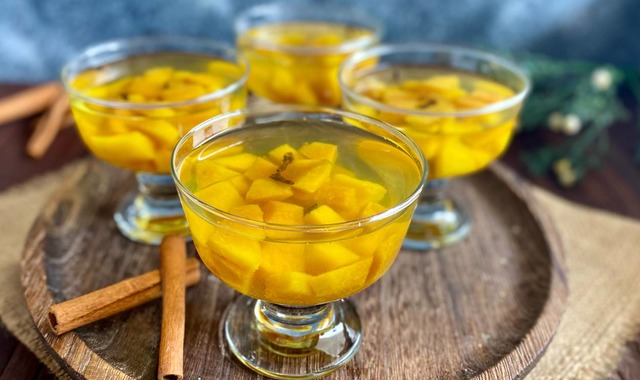 Karanfil Aromasıyla: Ayva Hoşafı
