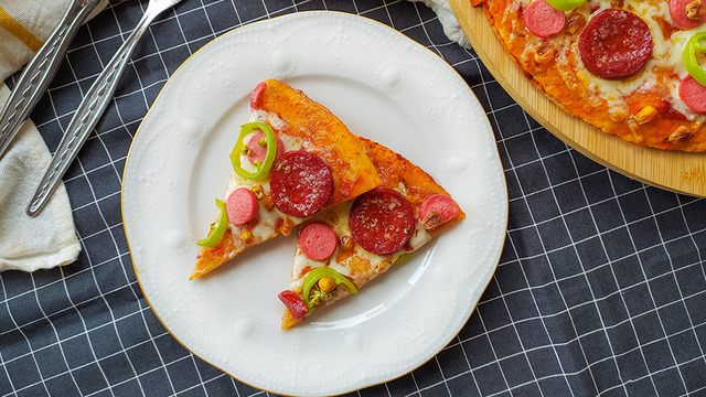 Çabucak Hazırlanan: Lavaştan Pizza