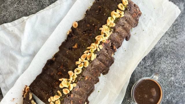 Kolayca Şekillendirilir: Kolay Hızlı Mozaik Pasta