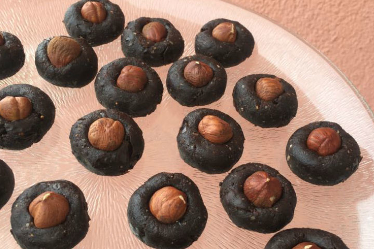 Farklı Lezzet: Kakaolu Hurmapare