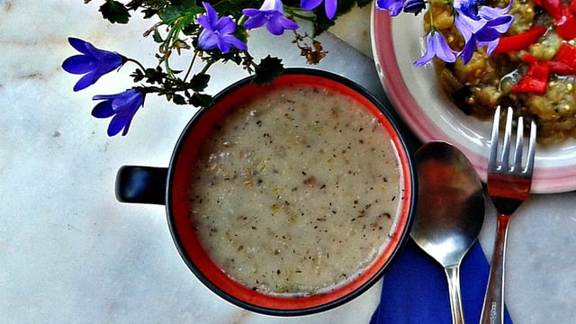 Vegan Seçenek Arayanlara: Vegan Tutmaç Çorbası