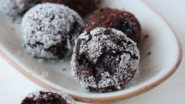 Damakta Yer Edecek: Şekersiz Brownie Kurabiye