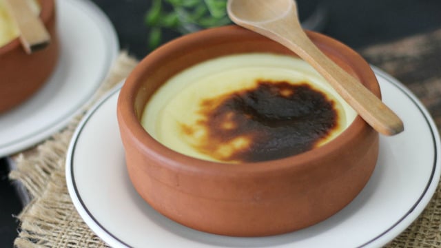 10 Dakikada Hazır: 3 Malzemeli Fırın Muhallebi