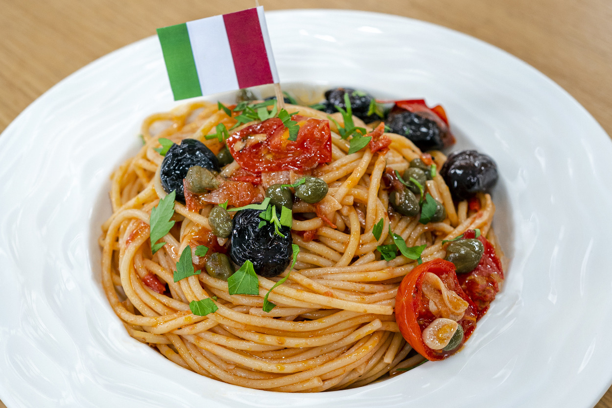 Napoli'den Mutfaklarınıza: Spaghetti Puttanesca