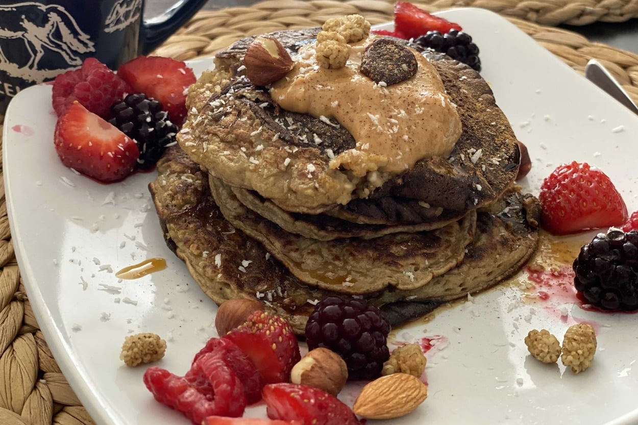 Sabah Neşesi: Yulaflı Muzlu Pancake