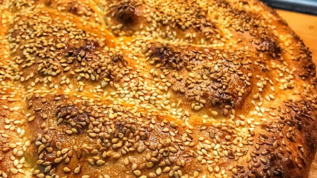 Evin İçi Mis Gibi Koksun: Efsane Ramazan Pidesi