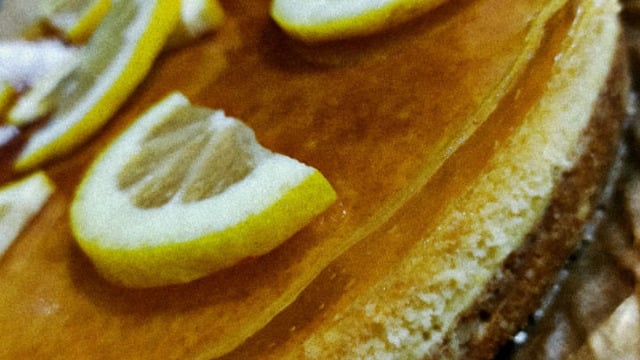 Kokusu İle İştah Açan: Limon Dilimli Cheesecake