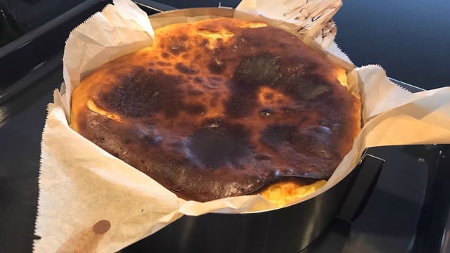 Kolay ve Enfes: San Sebastian Cheesecake