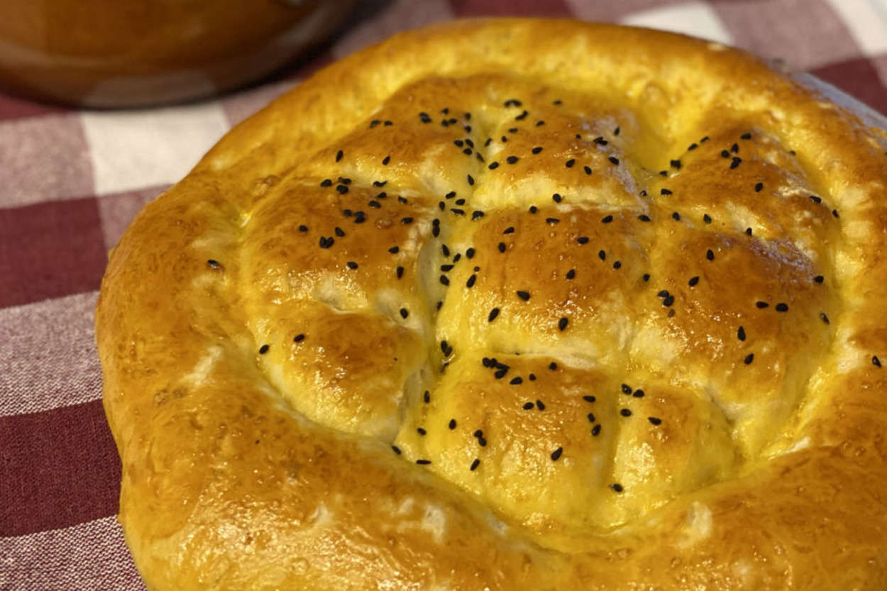 İftara Hazır: Yumuşacık Ramazan Pidesi