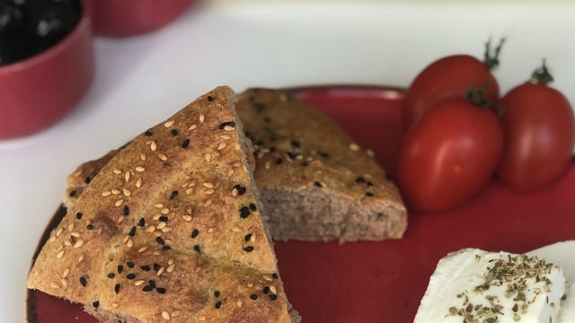 Sağlıklı Alternatif: Tam Buğday Unlu Ramazan Pidesi